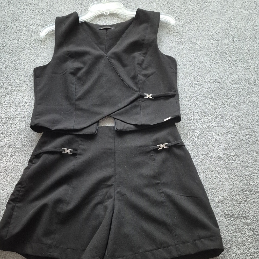 Elegant Black Women's Skort Set